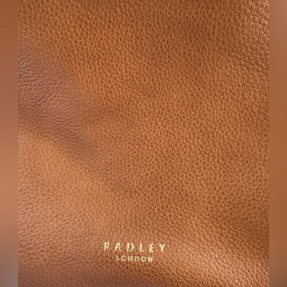 Radley London Pockets Icon Medium Leather Ziptop Crossbody - Picture 9 of 14